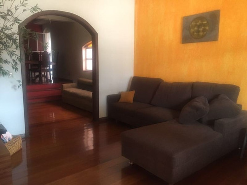 Imagem 3 de 20 de Excelente Casa No Bairro Novo Progresso 03 Quartos 03 Vagas! - 20742