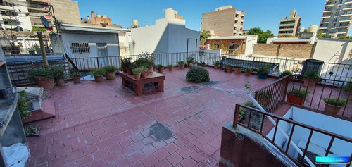 Imagen 12 de 15 de Casa - Pasillo - 2 Dormitorios - Terraza Amplia C/ Parrillero - Alquilada