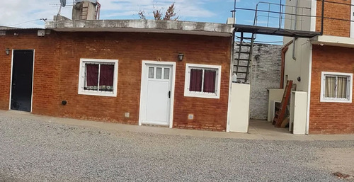 Venta En Bloque 8 Dptos + Galpón - S.antonio Areco