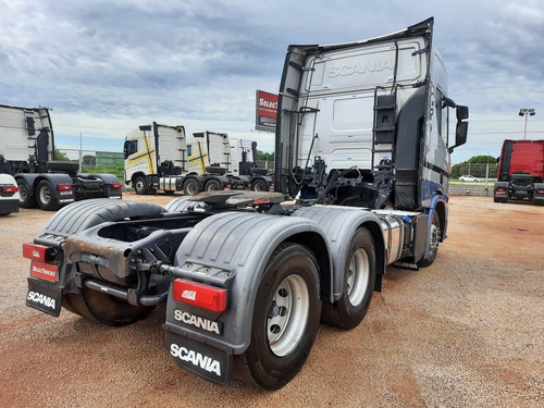 Imagem 4 de 14 de Scania R-500 A 6x4 2019/2019 Prata Com Retarder