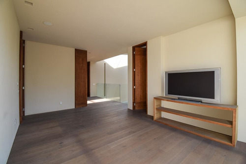 Casa Super Moderna En Venta Condominio, Jardines Del Pedr