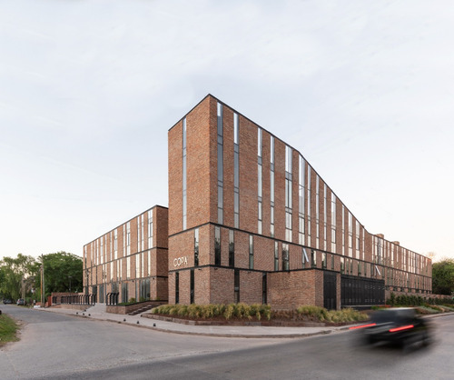 Venta Departamento 3 Ambientes y Locales Comerciales En Moreno