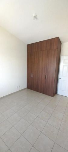 Se Vende Casa En Sonterra, 3 Recamaras, Una En Pb, Terraza Tipo Roof, 3.5 Baños