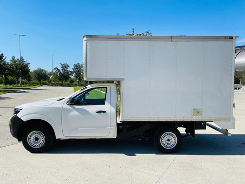 Imagen 4 de 15 de Nissan Np300 2018 2.5 Estacas Dh Aa Mt