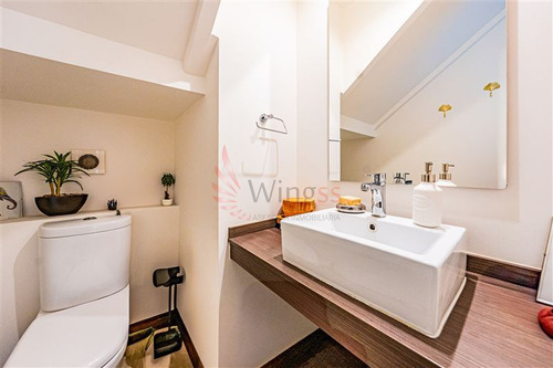 Casa En Arriendo De 4 Dorm. En Colina