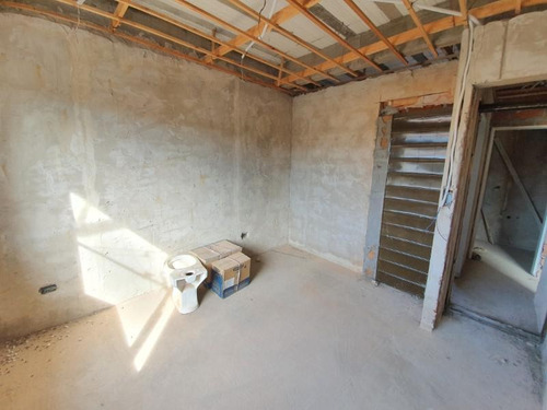 Imagen 13 de 14 de Edificio Esquina Rocamora - Depto 1 Dormitorio En Primer Piso.