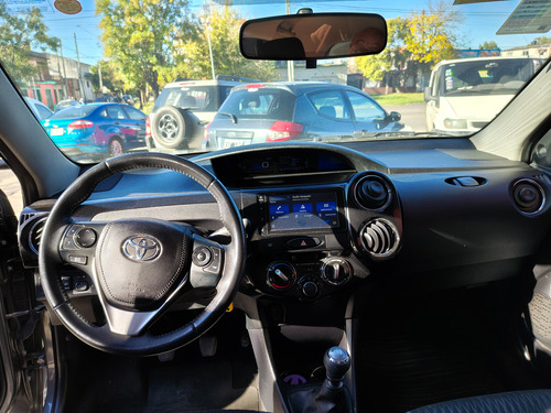 Toyota Etios 1.5 Xls