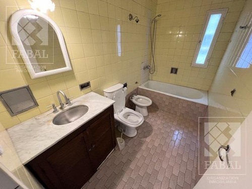 Departamento Venta Centro, 3 Dormitorios Y Baño