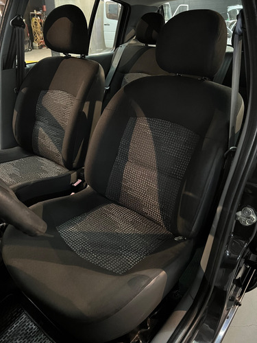 Renault Clio 1.2 Campus Pack Ii 75cv