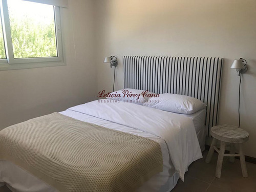 Imagen 8 de 18 de Alquiler Apartamento A Estrenar En Playa Mansa, Pinares 1 Dormitorio Con Parrillero