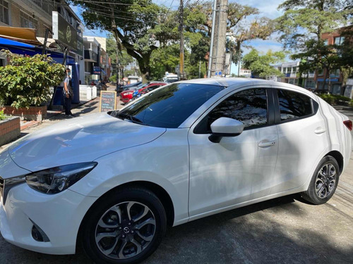 Mazda 2 1.5 Grand Touring Sedan