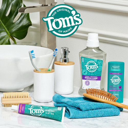 Pasta De Dientes Tom's Of Maine Whole Care Con FlĂșor, 120 Ml