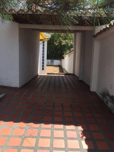 Imagen 13 de 24 de Se Vende Casa En La Urbanización El Castaño 04124827470