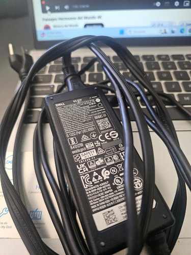 Dell Inspiron 15 3000 3511 Core I5 11va Gen, 256 Ssd, 8gb Plateado (Usado)