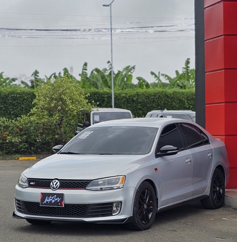 Volkswagen Jetta 2.0 Gli