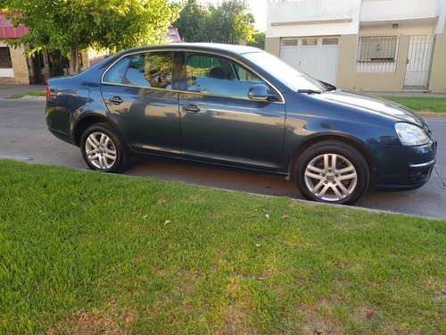 Volkswagen Vento 1.9 I Advance 2010