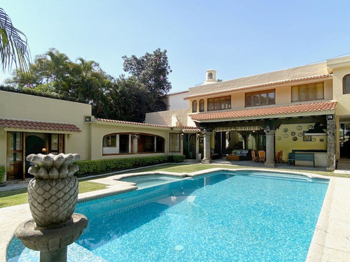 Casa En Fraccionamiento En Tabachines, Cuernavaca, Morelos - Lpi-5-fr