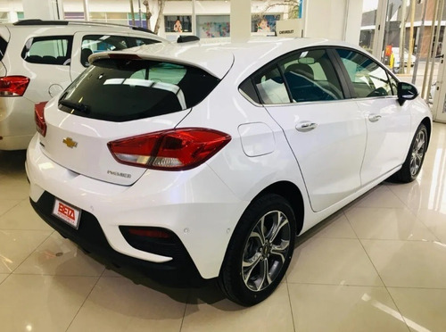 Imagen 11 de 16 de Chevrolet Cruze 5p 1.4t Premier At