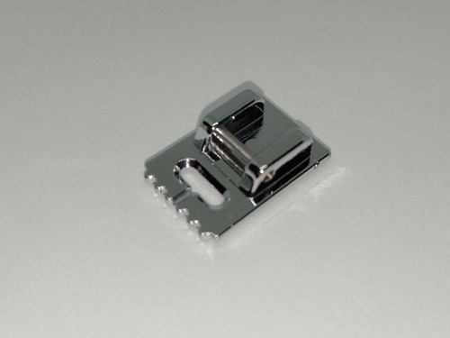 Pie Prensatela Para Alforza, En Máquina De Coser Familiar