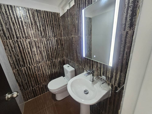 Sky Group Elite Vende Town House Conjunto Residencial Casa Verde Sector La Cumaca San Diego Carabobo.