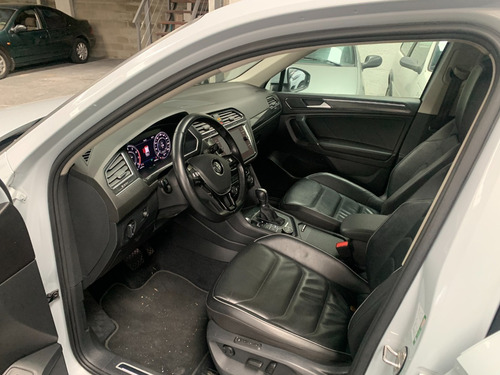 Vw Tiguan Highline 7p 2019 Exelente Permuto Y/o Financio