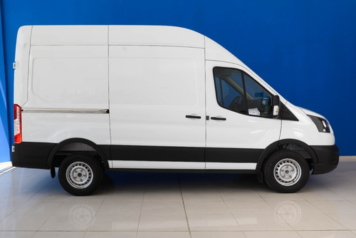 Imagen 7 de 18 de Ford Transit 2.2 Furgón Medio Techo Elevado (l2h3) (e)