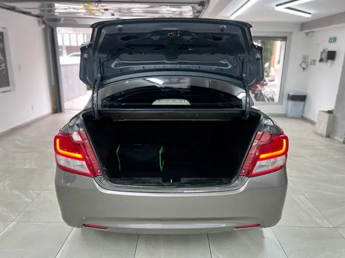 Suzuki Swift Dziere Mt 2023
