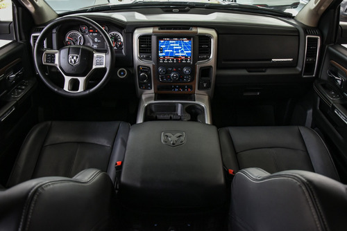 Ram 1500 Slt 5.7 Night Edition Laramie 4x4 At8 2023