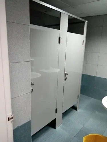 Baquelita, Baños Públicos