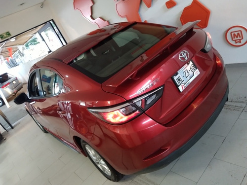 Imagen 6 de 13 de Toyota Yaris 1.5 R Le At 2016