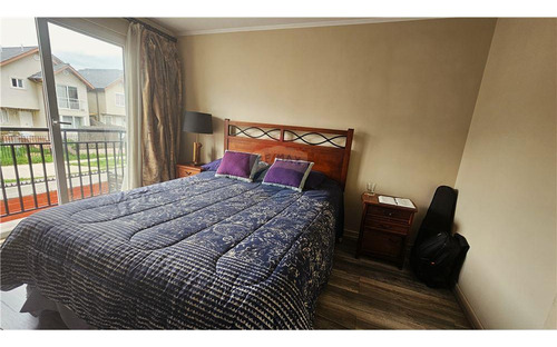 Acogedora Casa Aislada, 2 Pisos, Calle Tranquila, 3d; 3b, 2e