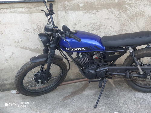 Imagem 7 de 9 de Honda Custon