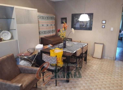 Imagen 5 de 12 de Casa Chalet En Venta En Castelar Arrecifes Al 700