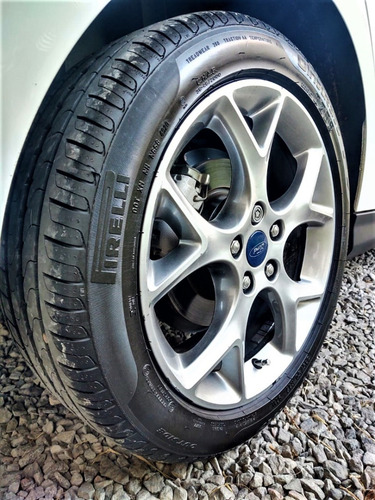 Imagen 8 de 14 de Ford Focus Se Plus Manual 5 Puertas 2016