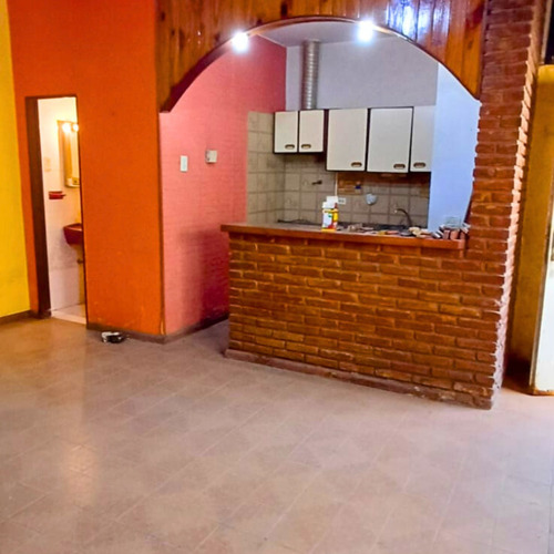 Casa Oportunidad +departamento+galpón Taller
