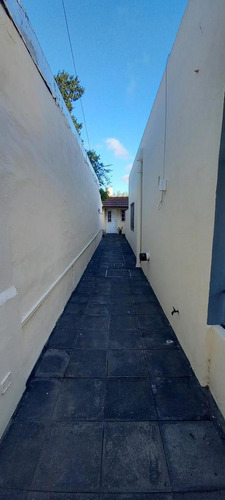 Imagen 3 de 15 de Hermosa Casa Ph 2 Dormitorios Con Gran Parque - Ezpeleta