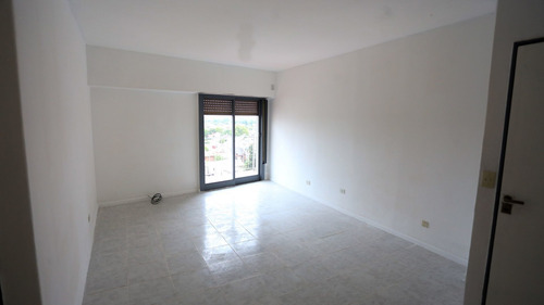 Imagen 1 de 20 de Departamento 3 Amb Venta Ramos Mejia Financiación