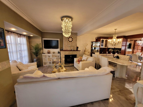 Casa En Las Colinas P.ramos