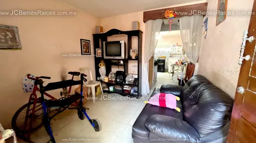 Casa En Venta, En El Centro De Veracruz Calle Zapata, Por Tan Solo $750,000.