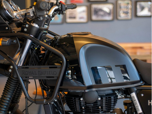 Royal Enfield Himalayan Granite Black Reserva