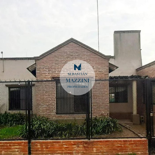 Venta De Casa 4 Ambientes En Lujan