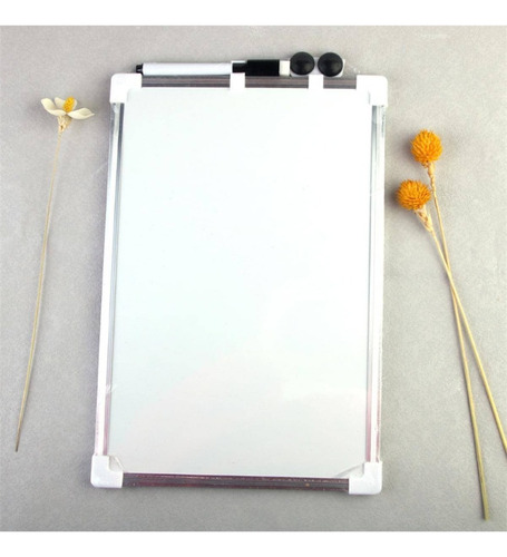 Pizarron Blanco Magnetico Con Plumon E Imanes Aluminio 30x40