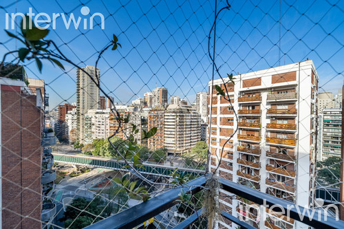 Departamento En Belgrano - 2 Ambientes C/cochera - Venta.