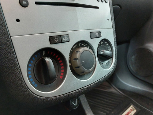 Imagen 12 de 15 de Opel Corsa 1.4 Essentia Mt