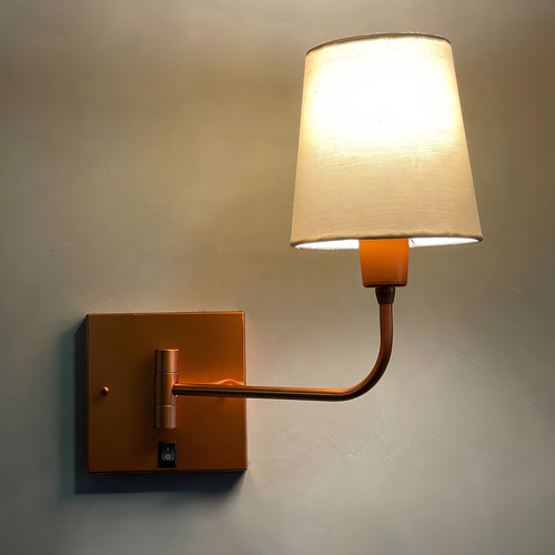 Arandela Luminaria De Parede Direcionavel Cúpula Interruptor 110v/220v