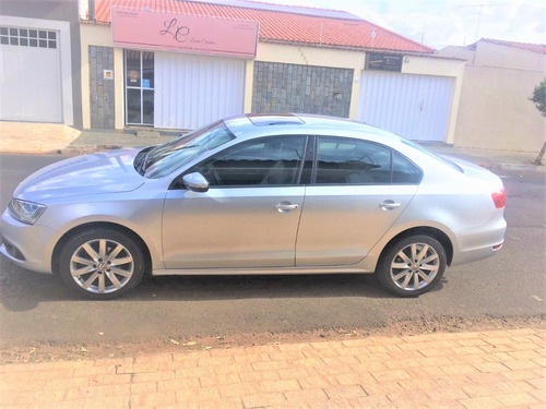 Imagem 13 de 14 de Jetta Comfortline 2012 V8 2.2
