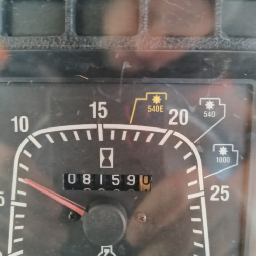 Trator New Holland Tl75e, Ano 2011, 4x4, Cabine Com Ar.