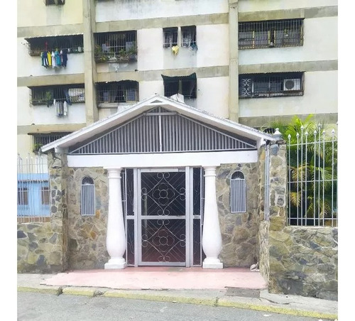 Apartamento Caricuao Ud 4 Cerca Del Colegio San Agustin