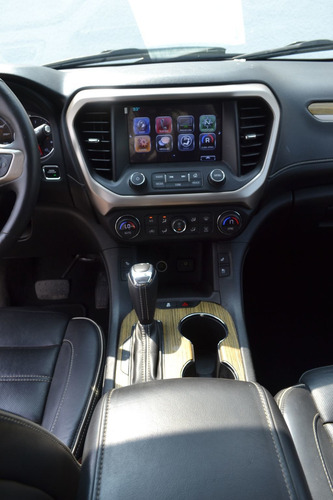 Imagen 12 de 14 de Gmc Acadia Denali 2017 Blanca