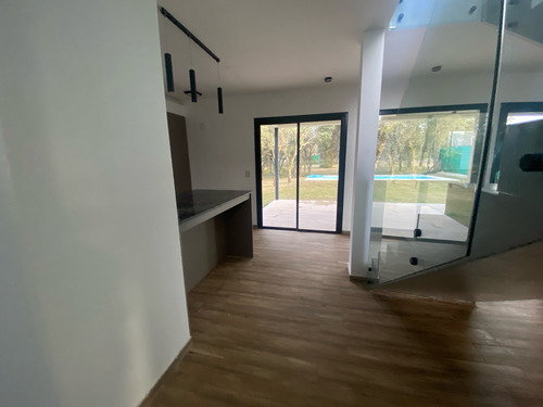 Las Cañitas Casa En Venta 3d Y Pileta
